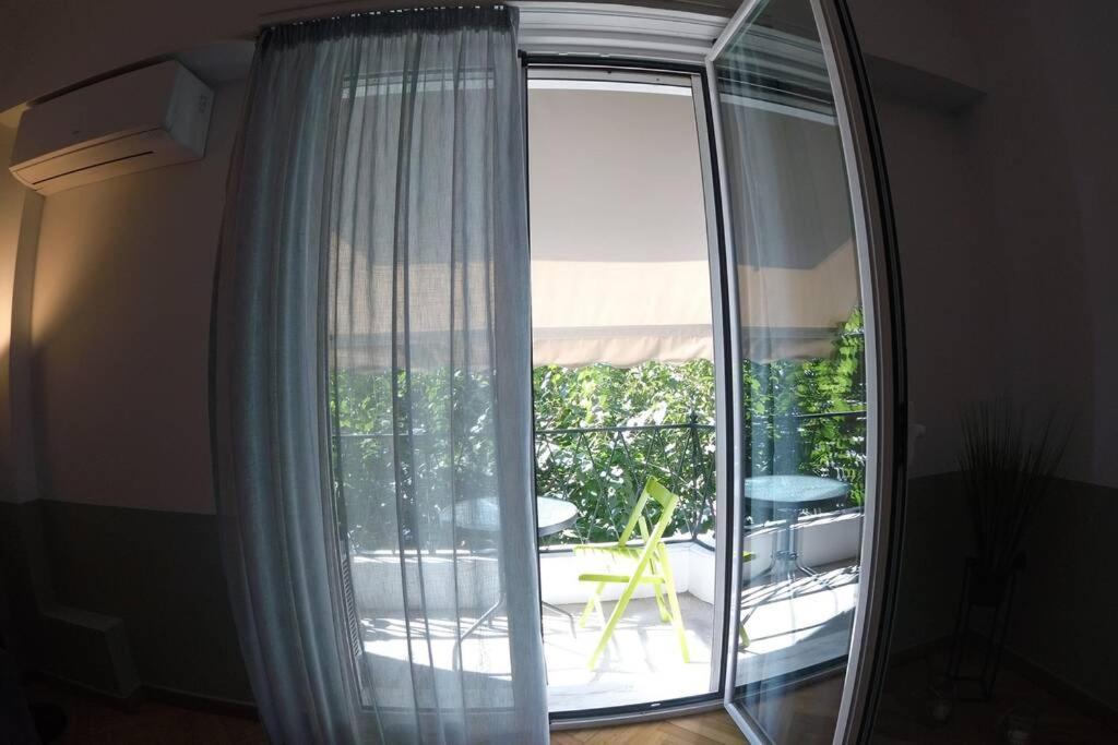 Entire Apartment - Heart Of Atenas Exterior foto